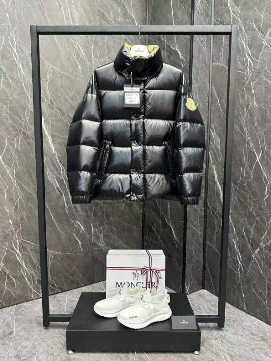 Picture of Moncler Down Jackets _SKUMonclersz1-58qx4836785